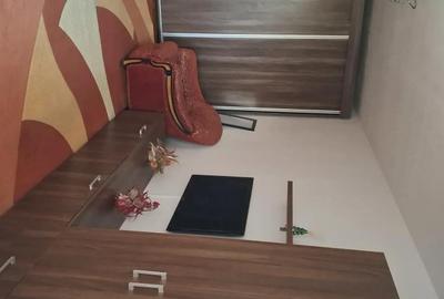 Apartament cu 2 camere decomandat în Lipovei - 2