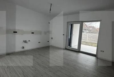 Casă cu 4 camere cu Teren 328 Mp în Peciu Nou - 3