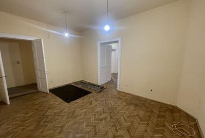 Ultracentral | 5 camere | Clădire istorică | Centrală proprie | Comision 0% - 6