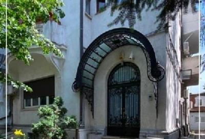 Str Belgrad, Capitale, Ap. tip duplex, 221mp: 122mp Hochparterre + 99mp Demisol