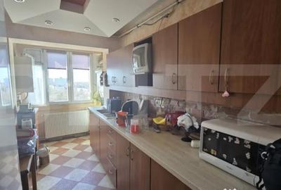Apartament cu 3 camere decomandat în Micro 14 - 4