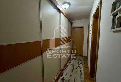 Apartament cu 3 camere semidecomandat, mobilat în Torontalului - 9