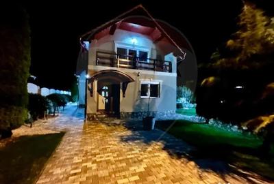 Casă cu 5 camere cu Garaj în Mădăras - 12