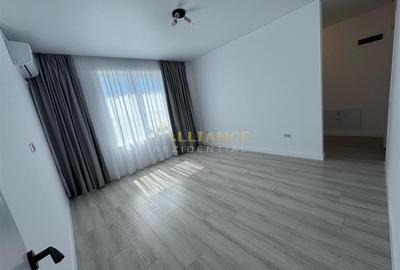 Penthouse cu 3 camere decomandat în Apărătorii Patriei - 7