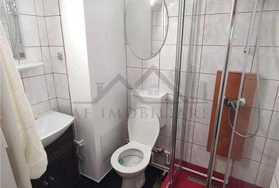 Apartament cu 4 camere decomandat, mobilat în Nicolina - 1
