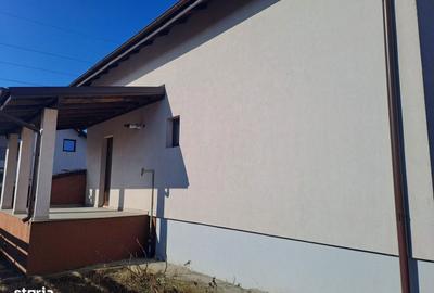 Casă cu 4 camere în Central - 12