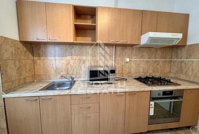 Apartament cu 3 camere decomandat, mobilat în Traian - 14