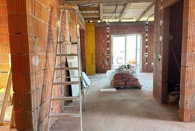 Casa cu 4 camere de vanzare in Santandrei - 2