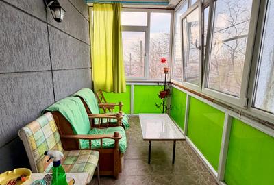 Apartament de vânzare – 3 camere, decomandat, mobilat/utilat | Metrou 6 minute - 10