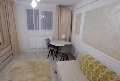 Garsonieră decomandată în Central - 4