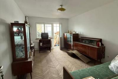 Apartament cu 3 camere decomandat în Calea București - 5