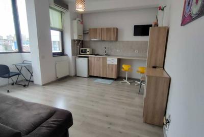 Garsonieră decomandată în Central - 5