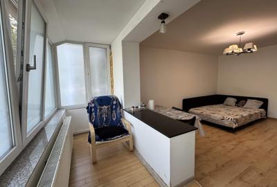 Apartament cu 3 camere semidecomandat în Central - 3