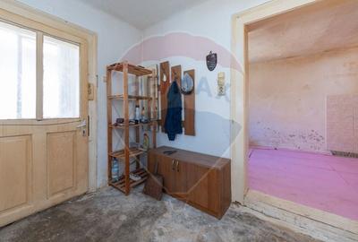 Casă cu 2 camere cu Teren 620 Mp în Schei - 7