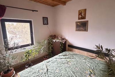 Casă cu 4 camere în Valea Părului - 8