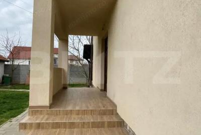 Casă cu 5 camere cu Teren 630 Mp în Păulești - 13