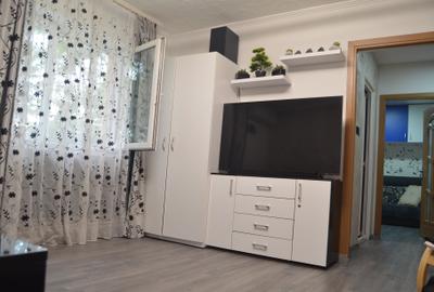 Apartament cu 2 camere semidecomandat în Central - 1