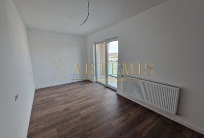 Apartament de 3 camere, decomandat, 76 mp., zona Isu - 3