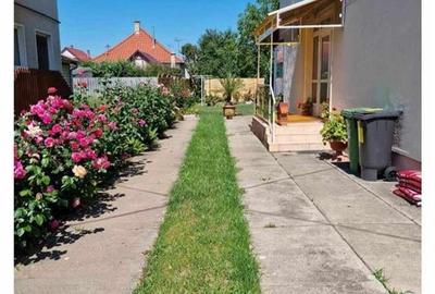 RECO DUPLEX INTREG LA HAJDUSOBOLO-LANGA STRAND - 24