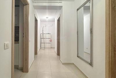 Apartament cu 3 camere decomandat, mobilat în Tractorul - 8
