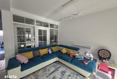 Casă cu 4 camere cu Teren 380 Mp în Miroslava - 2
