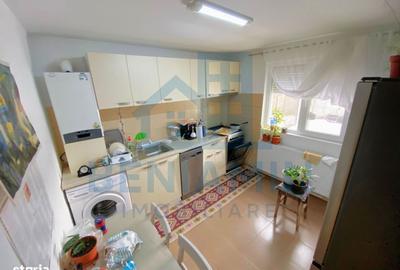 Casă cu 3 camere cu Teren 220 Mp în Brestei