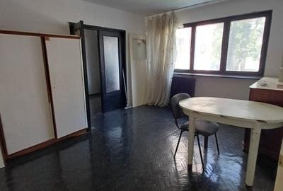 Alexandru cel Bun- Apartament cu 3 camere, etajul 1