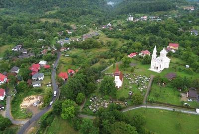 De vanzare casa din caramida cu teren - zona Pensiunea Secret Garden - 22