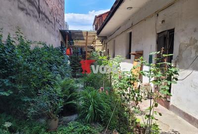 Casă cu 5 Apartamente de Vânzare – Lângă Piața Traian - 1