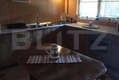 Casă cu 8 camere cu Teren 2800 Mp în Central - 3