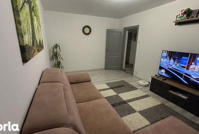 Apartament cu 3 camere în Militari