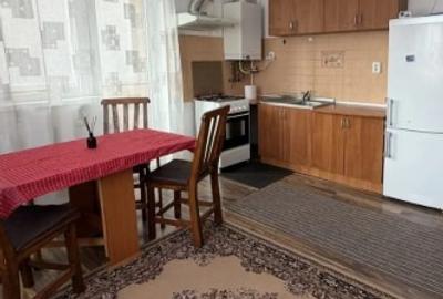 Apartament cu 2 camere decomandat în Tractorul - 5