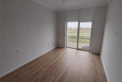 Duplex deosebit - finalizat - finisaje permium - toate utilitatile - zona buna - 12