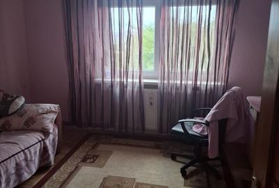 Apartament cu 3 camere decomandat în Obcini - 9