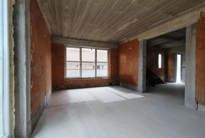 Casă cu 5 camere cu Teren 405 Mp în Oncea - 1