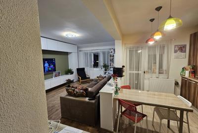 Apartament 3 camere, etajul 5, Mansardă, zona Lipovei, mobilat, comision 0% - 5