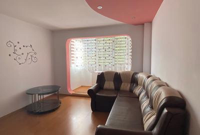 Apartament cu 2 camere, etajul 3/4, zona Podu Ros - 3