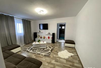 Vand Apartament 60mp etaju 3 - 4