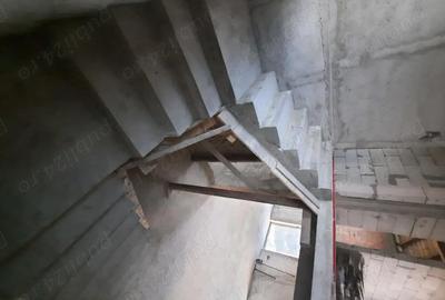 Casă cu 5 camere în Agigea