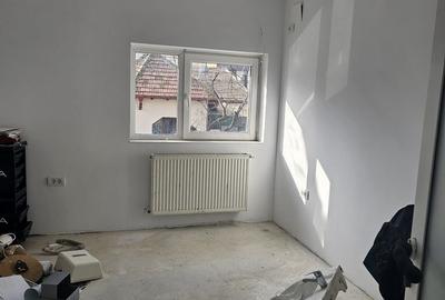 Casă cu 5 camere cu Teren 163 Mp în Coiciu - 16