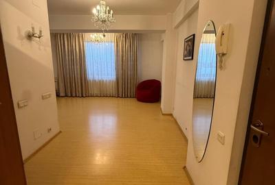 Apartament cu 2 camere decomandat în Băneasa - 2