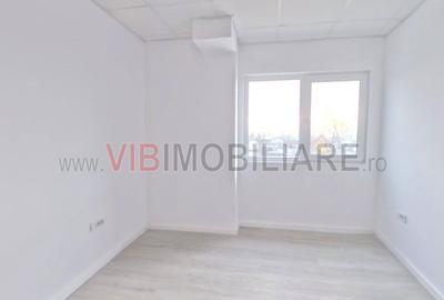 Spațiu comercial, de 432 mp, în Central - 4
