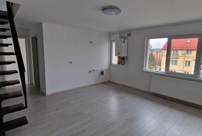 Apartament cu 4 camere în Central - 1