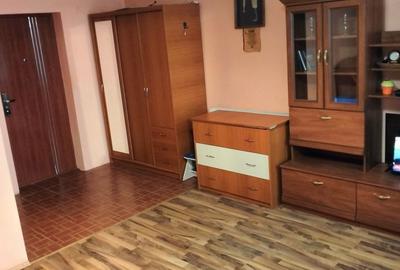 Apartament cu 2 camere decomandat în UTA - 4