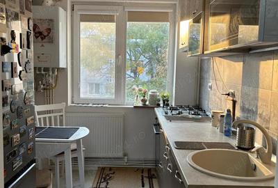 Vanz. Ap. 2 cam. cf.1 semidec. et. 2, supraf. utila 45,50 mp., mob. si util. str.1 decembrie 1918 - 13