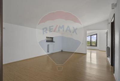 Casa luminoasa cu 6 camere si curte de 572 mp in zona de Nord, Gulia - 4