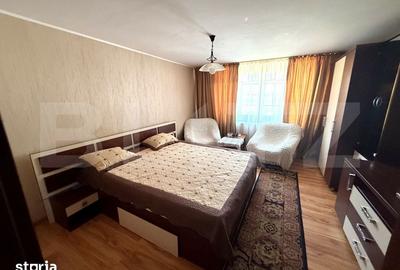 Casă cu 3 camere cu Teren 1342 Mp în Plopu - 1