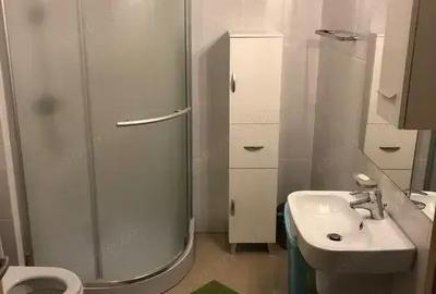 Garsonieră decomandată în Central - 1