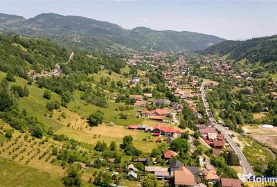 Teren de 2327 mp, în Județean - 14