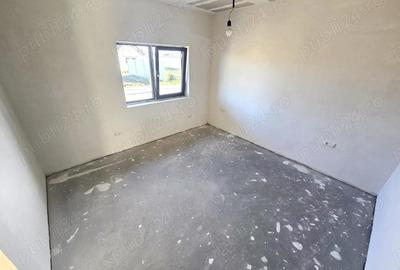 Casă cu 3 camere în Lazuri - 18